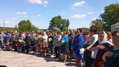 В одній з громад Житомирщини відкрили Меморіал полеглим героям В одній з громад Житомирщини відкрили Меморіал полеглим героям
