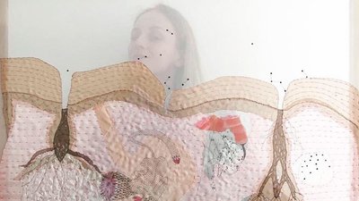 Черпала натхнення в спустошених Карпатах: львів'янка презентує виставку у Харкові