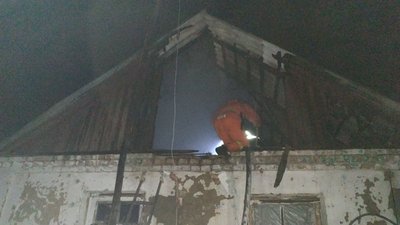 В передмісті Житомира горів будинок – власники були всередині, але пожежу не помітили