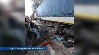 ДТП біля села Калитянське Козелецького району: загинула 14-річня дівчина ДТП біля села Калитянське Козелецького району: загинула 14-річня дівчина
