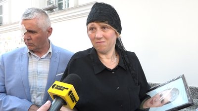 У Житомирі попрощалися з 23-річним військовим Євгеном Лісовим У Житомирі попрощалися з 23-річним військовим Євгеном Лісовим