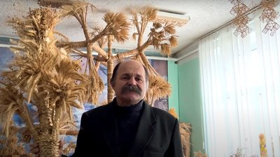 У Тернополі роблять дідухи для захисників У Тернополі роблять дідухи для захисників