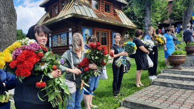 На Івано-Франківщині попрощалися з колишнім командиром групи "Оріль" Юрієм Саманюком На Івано-Франківщині попрощалися з колишнім командиром групи "Оріль" Юрієм Саманюком