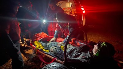 У Карпатах травмувався мандрівник з Польщі — допомогли прикарпатські рятувальники