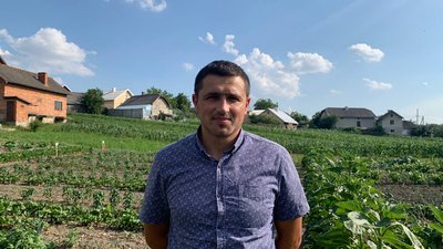 На Тернопільщині реалізовують проєкт "Шкільні сади перемоги" На Тернопільщині реалізовують проєкт "Шкільні сади перемоги"