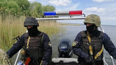 На Черкащині затримали колишнього правоохоронця, який налагодив незаконний рибний промисел На Черкащині затримали колишнього правоохоронця, який налагодив незаконний рибний промисел