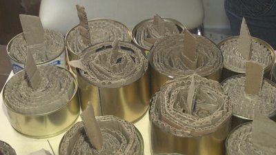 Матеріали до свічок приносять люди Матеріали до свічок приносять люди