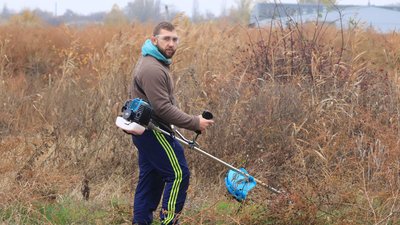 У Миколаєві на березі Інгулу відбулась екологічна толока У Миколаєві на березі Інгулу відбулась екологічна толока