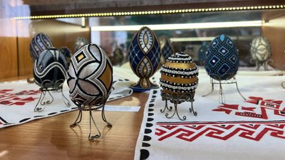У Миколаєві на виставці "Великдень" свої роботи представили 16 майстрів і художників У Миколаєві на виставці "Великдень" свої роботи представили 16 майстрів і художників