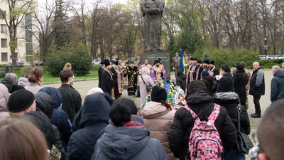 В Ужгороді попрощалися з молодшим сержантом Мирославом Лукачем