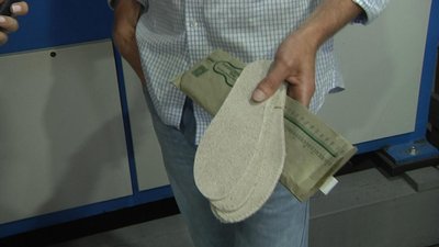 Кавова макуха й одноразові стаканчики: як в Одесі створюють еко-устілки Кавова макуха й одноразові стаканчики: як в Одесі створюють еко-устілки
