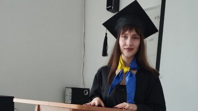 Чемпіон світу із шашок разом з родиною евакуювався із Бахмута до Луцька Чемпіон світу із шашок разом з родиною евакуювався із Бахмута до Луцька