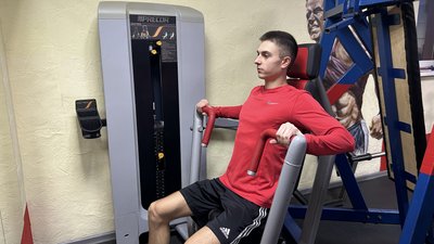 Чемпіон світу з пауерліфтингу В’ячеслав Петров Чемпіон світу з пауерліфтингу В’ячеслав Петров