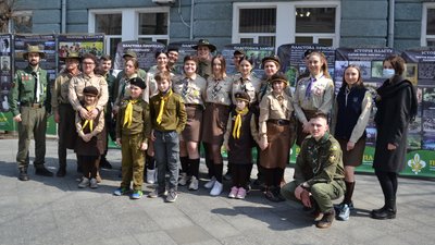 У Житомирі пластуни відкрили вуличну виставку "Не зрадили своїх присяг" У Житомирі пластуни відкрили вуличну виставку "Не зрадили своїх присяг"