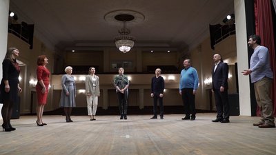 У Чернігові хор ім. Бортнянського заспівав щедрівку на підтримку медиків У Чернігові хор ім. Бортнянського заспівав щедрівку на підтримку медиків