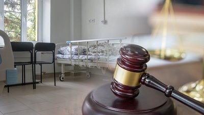 Ремонт лікарні у Козельці на Чернігівщині: інженерку з технагляду суд визнав невинуватою