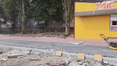 З вулиці Полтавська прибрали кіоски через реконструкцію вулиці