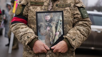 У Сумах поховали військового Дмитра Іванова