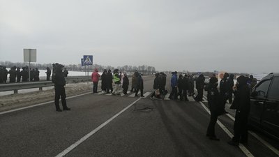 Пікет проти комунальних тарифів Пікет проти комунальних тарифів