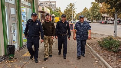 На Миколаївщині поліцейські патрулюють разом із представниками громадських формувань