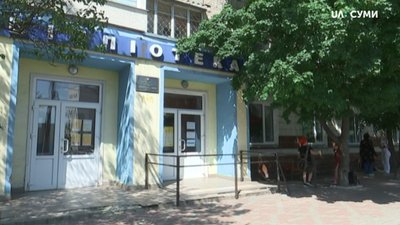 У Сумській бібліотеці показали, як працюють в умовах послаблення карантину У Сумській бібліотеці показали, як працюють в умовах послаблення карантину