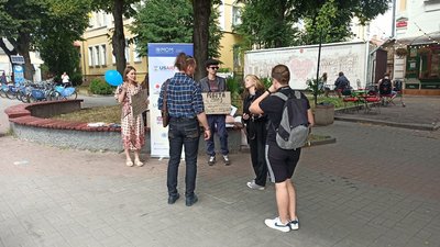 "Розумій та протидій": у Вінниці провели акцію до Всесвітнього дня торгівлі людьми "Розумій та протидій": у Вінниці провели акцію до Всесвітнього дня торгівлі людьми
