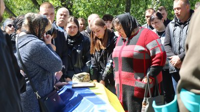 В Охтирці поховали стрільця з Великописарівщини Дмитра Кривоноса