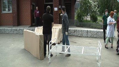 Дніпровська волонтерка Олександра Сова-Тимощенкова передала шостій дитячій лікарні 29 ліжок