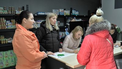 Пюре, суміші, підгузки: у Полтаві відкрили пункт благодійної допомоги для дітей Пюре, суміші, підгузки: у Полтаві відкрили пункт благодійної допомоги для дітей