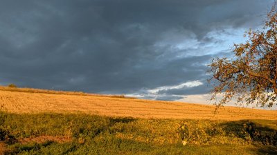 Кліматична характеристика першого місяця осені