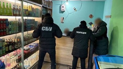Незаконно виробляли цигарки: на Черкащині викрили дві підпільні організації