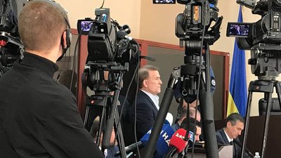Медведчук у залі суду