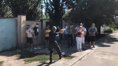 Одного з учасників сутички за участі "Нацкорпусу" в Харкові підозрюють в хуліганстві