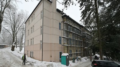 Будівля стаціонарного відділення паліативної допомоги на вул. Мушака, 54
