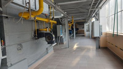 Приміщення міської котельні, газові котли, 18 жовтня 2023. Фото: Суспільне Хмельницький Приміщення міської котельні, газові котли, 18 жовтня 2023. Фото: Суспільне Хмельницький