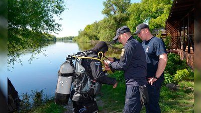 У Чернігові з Десни дістали тіло потопельника У Чернігові з Десни дістали тіло потопельника