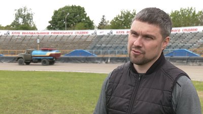 Спідвей у Рівному: гонщики готуються до перших змагань Спідвей у Рівному: гонщики готуються до перших змагань