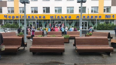 У Чернігові повідомляють про замінування медзакладів