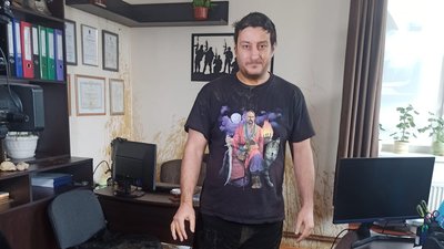 В Івано-Франківську розшукують нападників, які облили нечистотами редакцію онлайн-видання