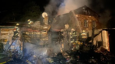Двоє людей отримали опіки внаслідок пожежі у Харкові 19 вересня — ДСНС