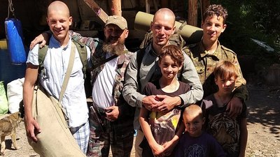 Виконали бажання загиблого на війні сина. Сім'я Бутусіних взяла на виховання двох прийомних дітей Виконали бажання загиблого на війні сина. Сім'я Бутусіних взяла на виховання двох прийомних дітей
