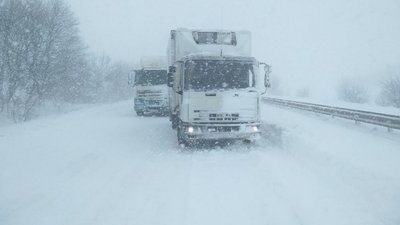 На Одещині відновили рух майже усіма трасами, повністю закритою залишається одна