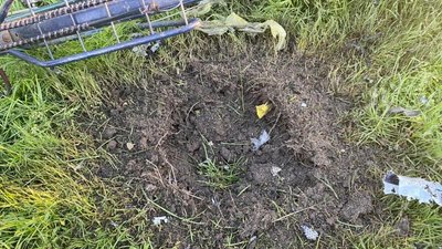 "Кинув під ноги гранату". На Сумщині двох рибалок госпіталізували до лікарні "Кинув під ноги гранату". На Сумщині двох рибалок госпіталізували до лікарні
