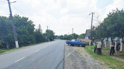 На Миколаївщині автівка збила шестирічну дівчинку. Лікарі розповіли про її стан На Миколаївщині автівка збила шестирічну дівчинку. Лікарі розповіли про її стан