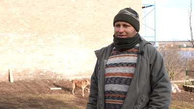 Батько п’ятьох синів з Кіровоградщини понад рік захищав Україну. Тепер будує дім для дітей