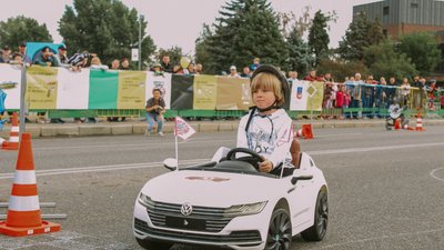 "Круть-верть" у Черкасах відбулися дитячі перегони "Круть-верть" у Черкасах відбулися дитячі перегони