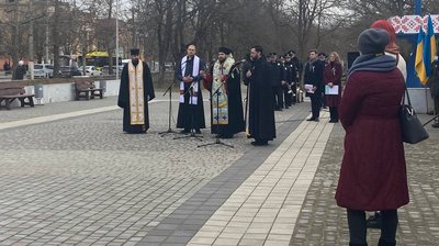 Мітинг-реквієм з нагоди відзначення Дня Героїв Небесної Сотні Мітинг-реквієм з нагоди відзначення Дня Героїв Небесної Сотні