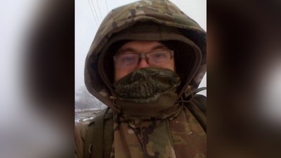 "Дивилася на телефон, і благала, щоб син вижив": історія мами полоненого азовця, яка проживає у Вінниці "Дивилася на телефон, і благала, щоб син вижив": історія мами полоненого азовця, яка проживає у Вінниці