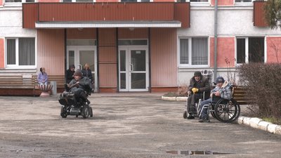 В Івано-Франківському геріатричному пансіонаті 80 % медиків чекають на вакцину від COVID-19
