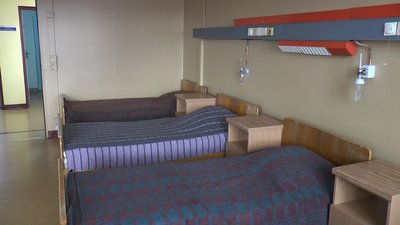 В Івано-Франківській обласній лікарні тимчасово згортають два відділення для пацієнтів з COVID В Івано-Франківській обласній лікарні тимчасово згортають два відділення для пацієнтів з COVID